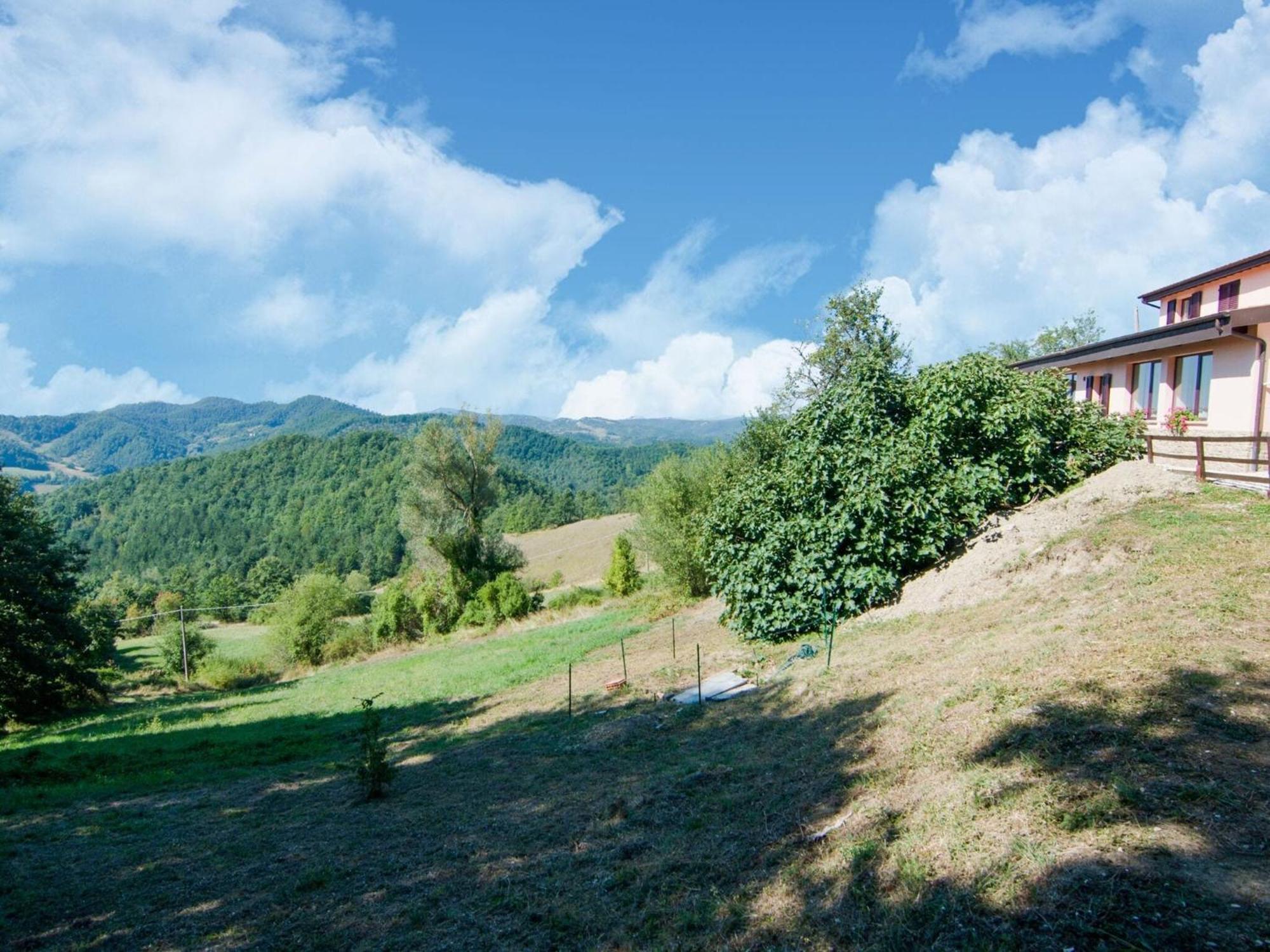 Inviting Farmhouse In Appenines With Covered Swimming Pool Apecchio 外观 照片